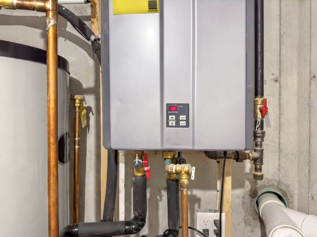 The Benefits of Upgrading to a Tankless Water Heater in 2025 