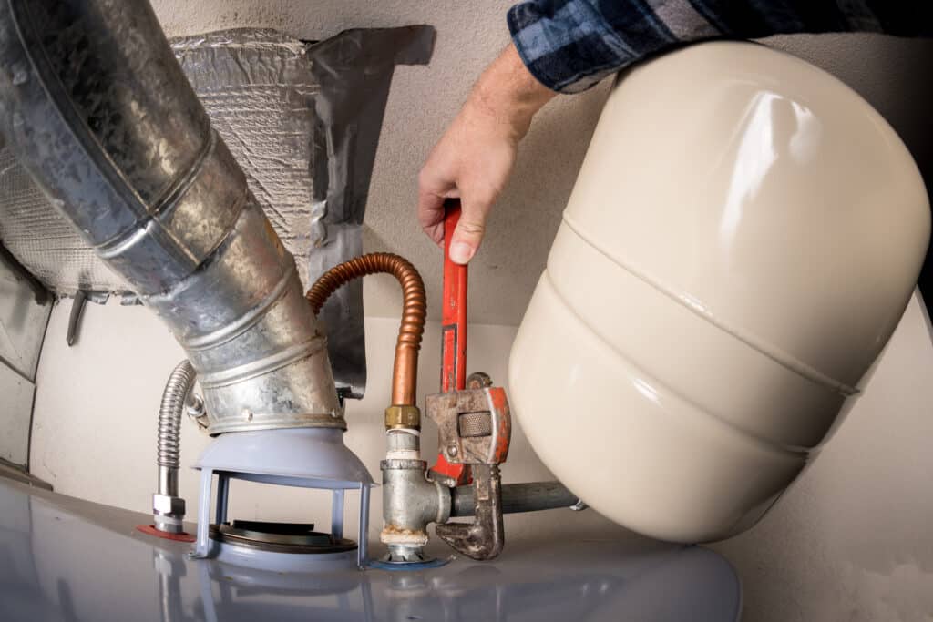Expansion Tank Sizing – Prevent Thermal Stress in Lines